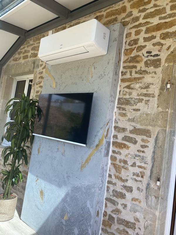 Pose de climatisation, Genouilly, B&C