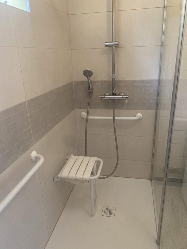 Installation sanitaire, Verdun-sur-le-Doubs, B&C