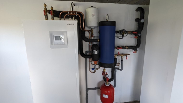 Installation d'une pompe à chaleur à Verdun-sur-le-Doubs, Verdun-sur-le-Doubs, B&C